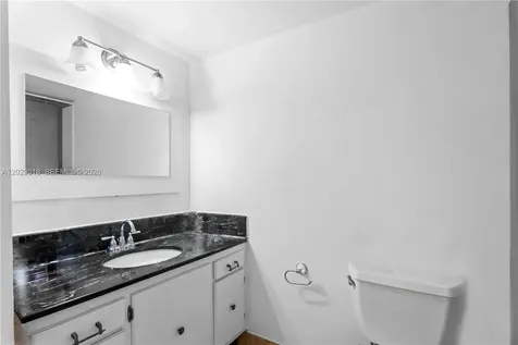 18051 Biscayne Boulevard Aventura FL 33160
