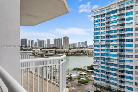 18051 Biscayne Boulevard Aventura FL 33160