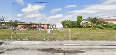 240 SW 7th Avenue Miami FL 33130