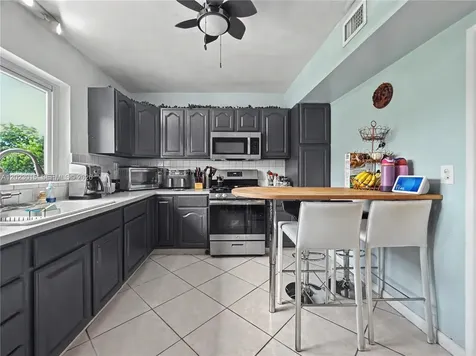 8331 SW 100th Street Miami FL 33156