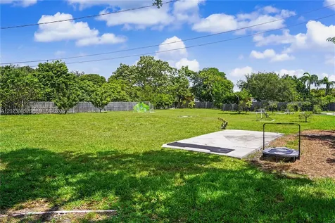 8331 SW 100th Street Miami FL 33156