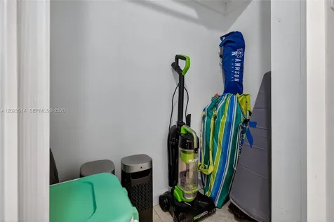19201 Collins Avenue Sunny Isles Beach FL 33160