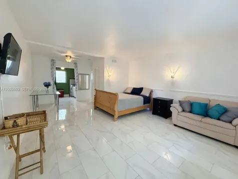 7935 Carlyle Avenue Miami Beach FL 33141