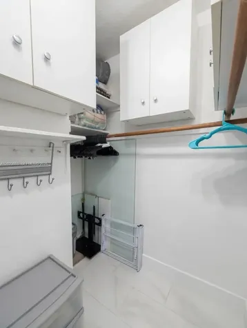 7935 Carlyle Avenue Miami Beach FL 33141