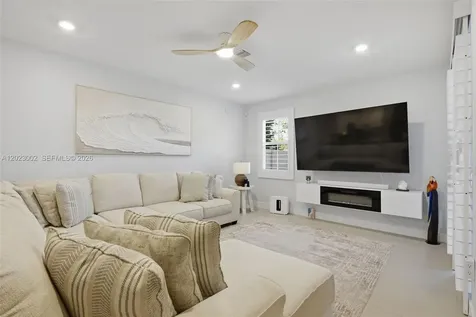 283 SW 169th Lane Pembroke Pines FL 33027