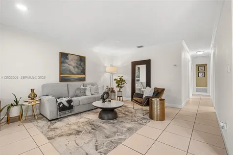 4270 NW 20th Avenue Oakland Park FL 33309