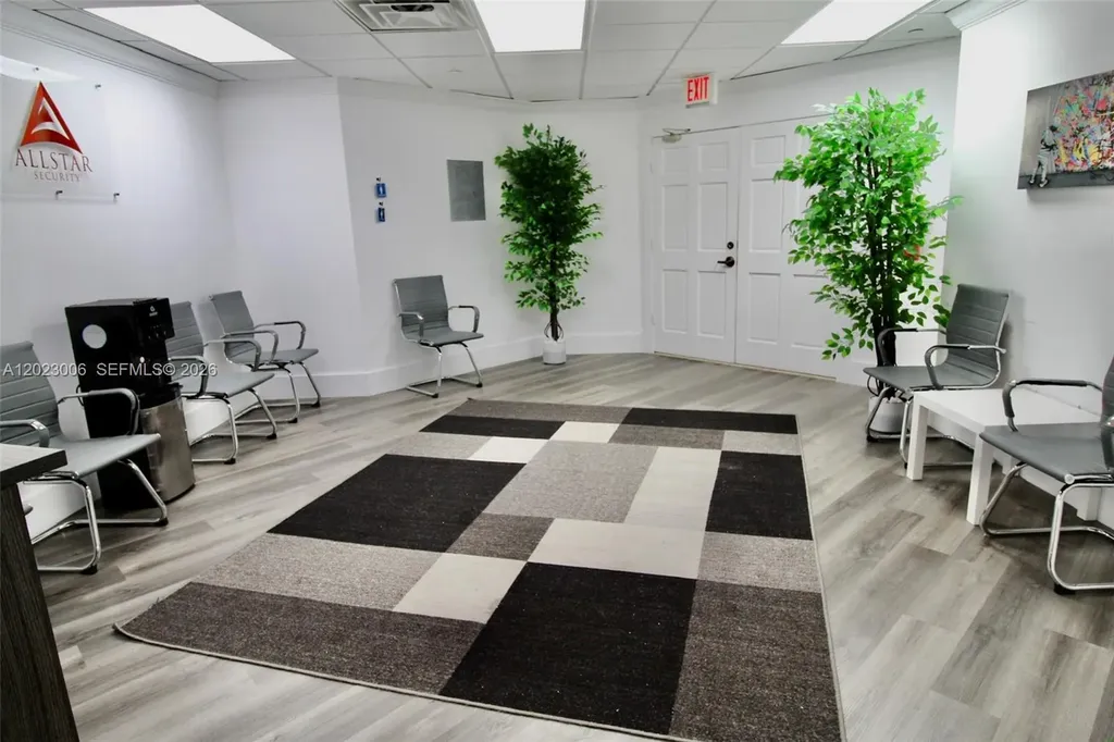 770 Ponce De Leon Boulevard Coral Gables FL 33134