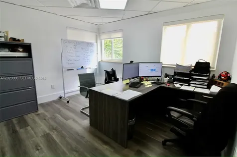 770 Ponce De Leon Boulevard Coral Gables FL 33134
