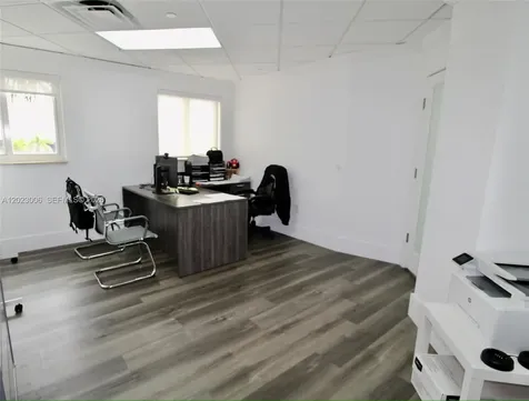 770 Ponce De Leon Boulevard Coral Gables FL 33134