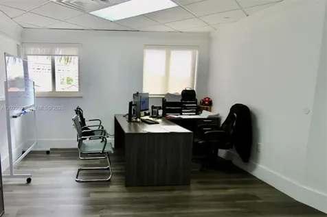 770 Ponce De Leon Boulevard Coral Gables FL 33134