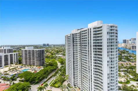 21055 Yacht Club Drive Aventura FL 33180