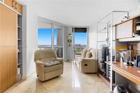 21055 Yacht Club Drive Aventura FL 33180