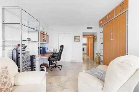 21055 Yacht Club Drive Aventura FL 33180