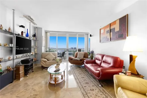 21055 Yacht Club Drive Aventura FL 33180
