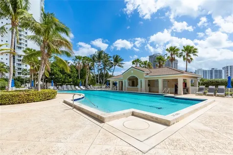 21055 Yacht Club Drive Aventura FL 33180