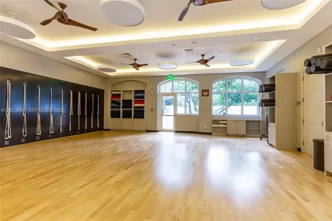 21055 Yacht Club Drive Aventura FL 33180