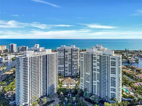 21055 Yacht Club Drive Aventura FL 33180