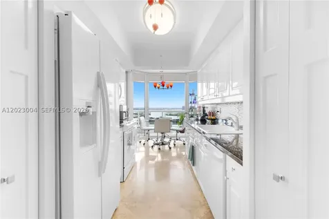21055 Yacht Club Drive Aventura FL 33180
