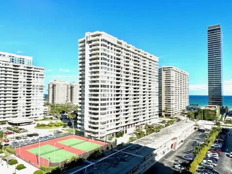 2017 S Ocean Drive Hallandale Beach FL 33009