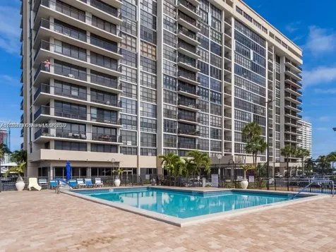 2017 S Ocean Drive Hallandale Beach FL 33009