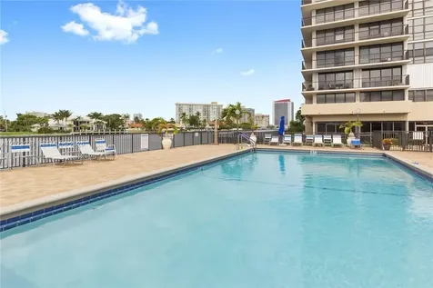 2017 S Ocean Drive Hallandale Beach FL 33009