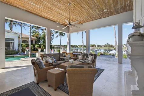 656 Hermitage Circle Palm Beach Gardens FL 33410