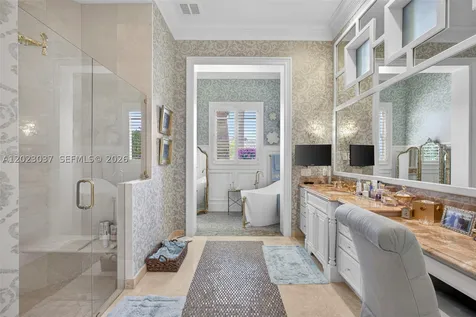 656 Hermitage Circle Palm Beach Gardens FL 33410