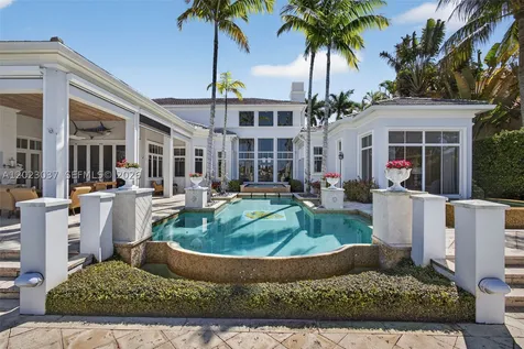 656 Hermitage Circle Palm Beach Gardens FL 33410