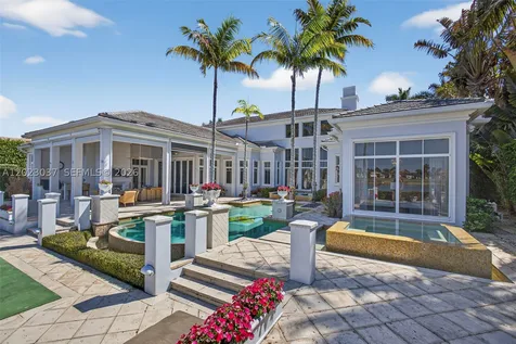 656 Hermitage Circle Palm Beach Gardens FL 33410