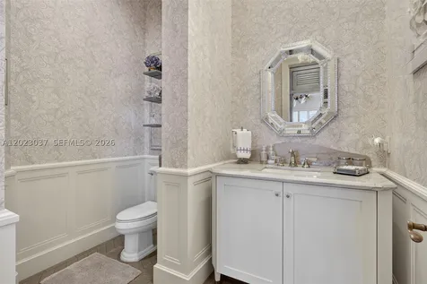 656 Hermitage Circle Palm Beach Gardens FL 33410