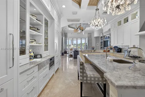 656 Hermitage Circle Palm Beach Gardens FL 33410