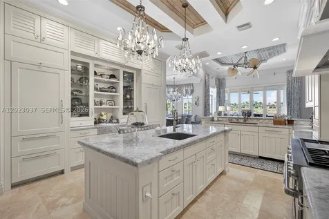 656 Hermitage Circle Palm Beach Gardens FL 33410