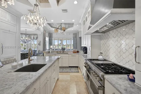 656 Hermitage Circle Palm Beach Gardens FL 33410