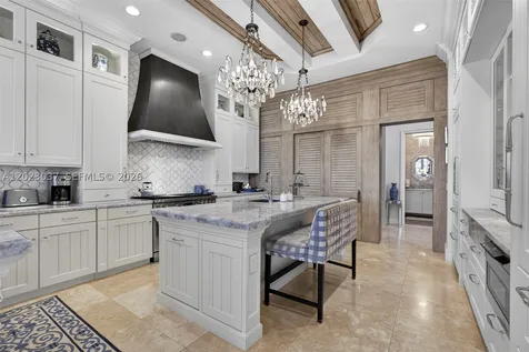 656 Hermitage Circle Palm Beach Gardens FL 33410