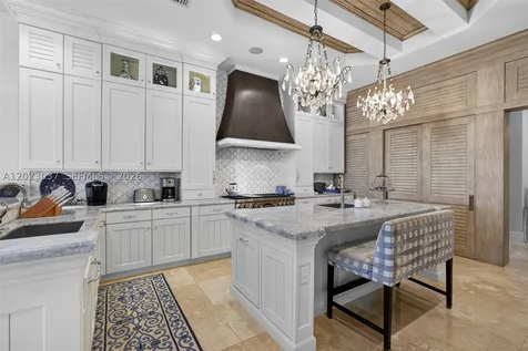 656 Hermitage Circle Palm Beach Gardens FL 33410