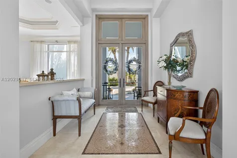 656 Hermitage Circle Palm Beach Gardens FL 33410