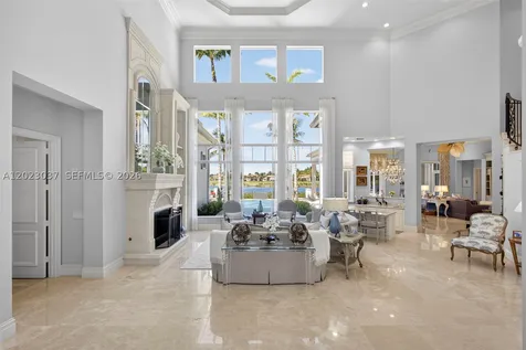 656 Hermitage Circle Palm Beach Gardens FL 33410