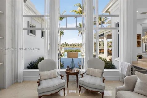 656 Hermitage Circle Palm Beach Gardens FL 33410