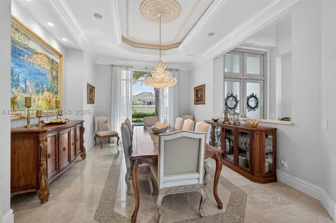 656 Hermitage Circle Palm Beach Gardens FL 33410