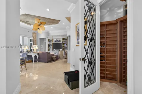 656 Hermitage Circle Palm Beach Gardens FL 33410