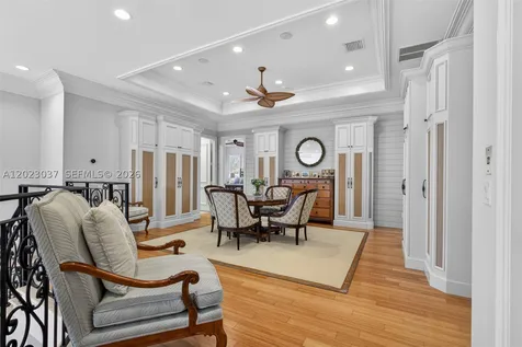 656 Hermitage Circle Palm Beach Gardens FL 33410