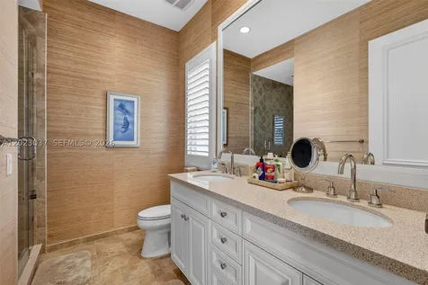 656 Hermitage Circle Palm Beach Gardens FL 33410