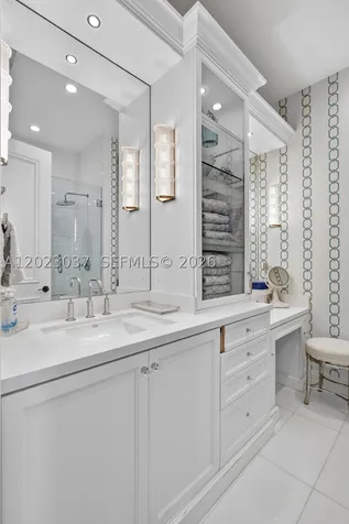 656 Hermitage Circle Palm Beach Gardens FL 33410