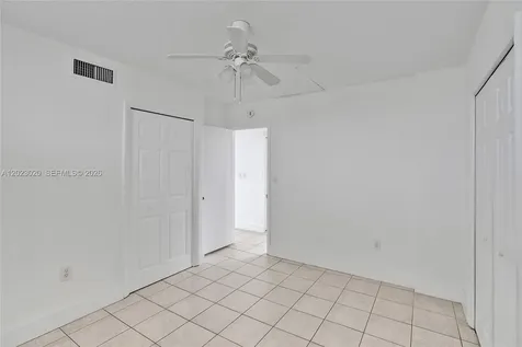 2920 Point East Drive Aventura FL 33160