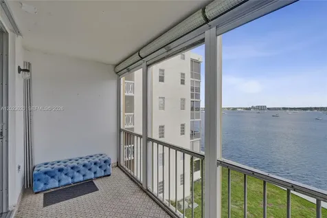 2920 Point East Drive Aventura FL 33160