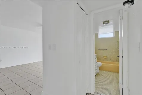 2920 Point East Drive Aventura FL 33160