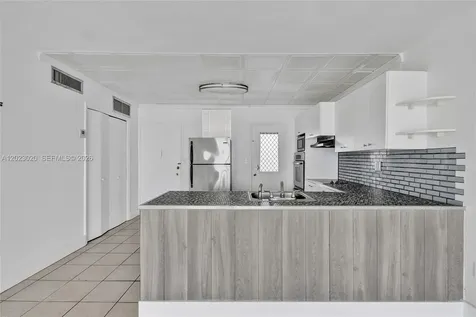 2920 Point East Drive Aventura FL 33160