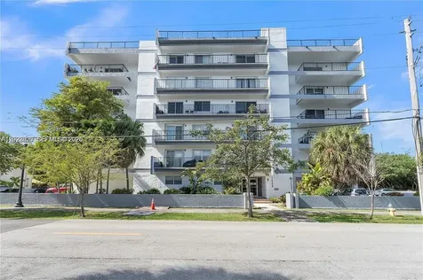 16508 NE 26th Avenue North Miami Beach FL 33160