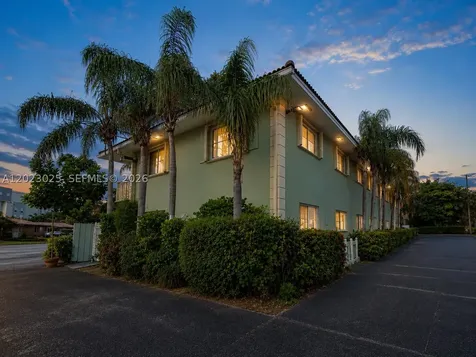 1423 Holly Heights Drive Fort Lauderdale FL 33304