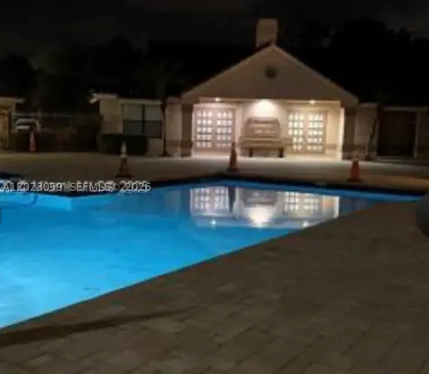2946 S University Drive Davie FL 33328